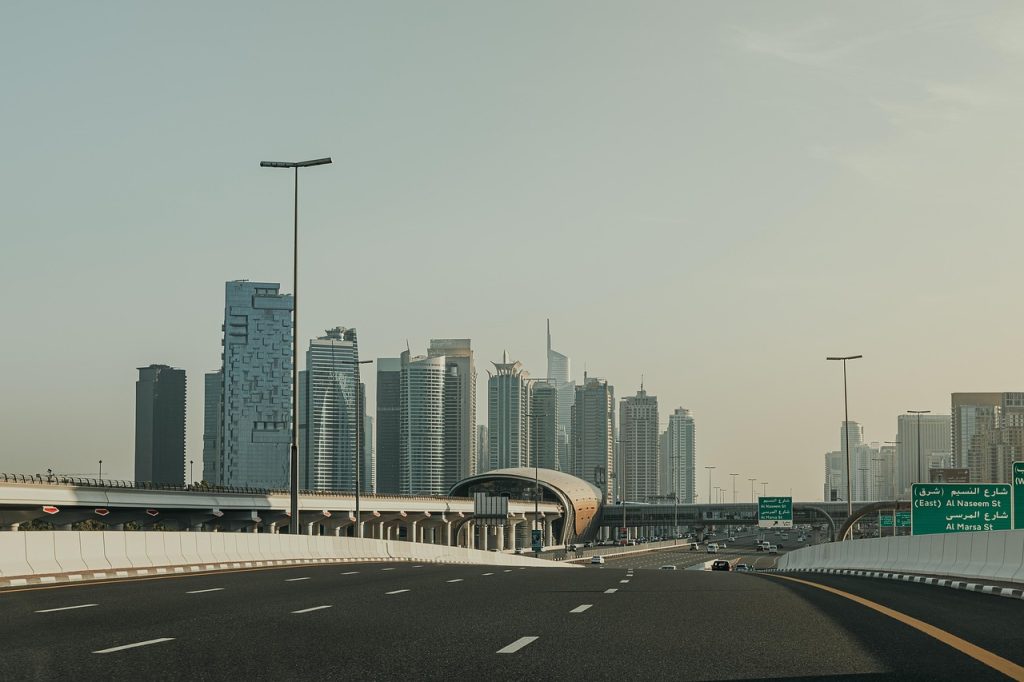 Guida_pratica_come_trasferirsi_a_Dubai_senza_stress_3ca81233a9